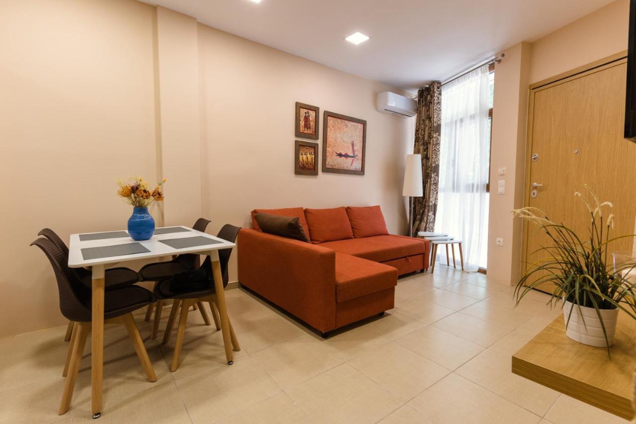 La Petit Maison Thessaloniki Buitenkant foto